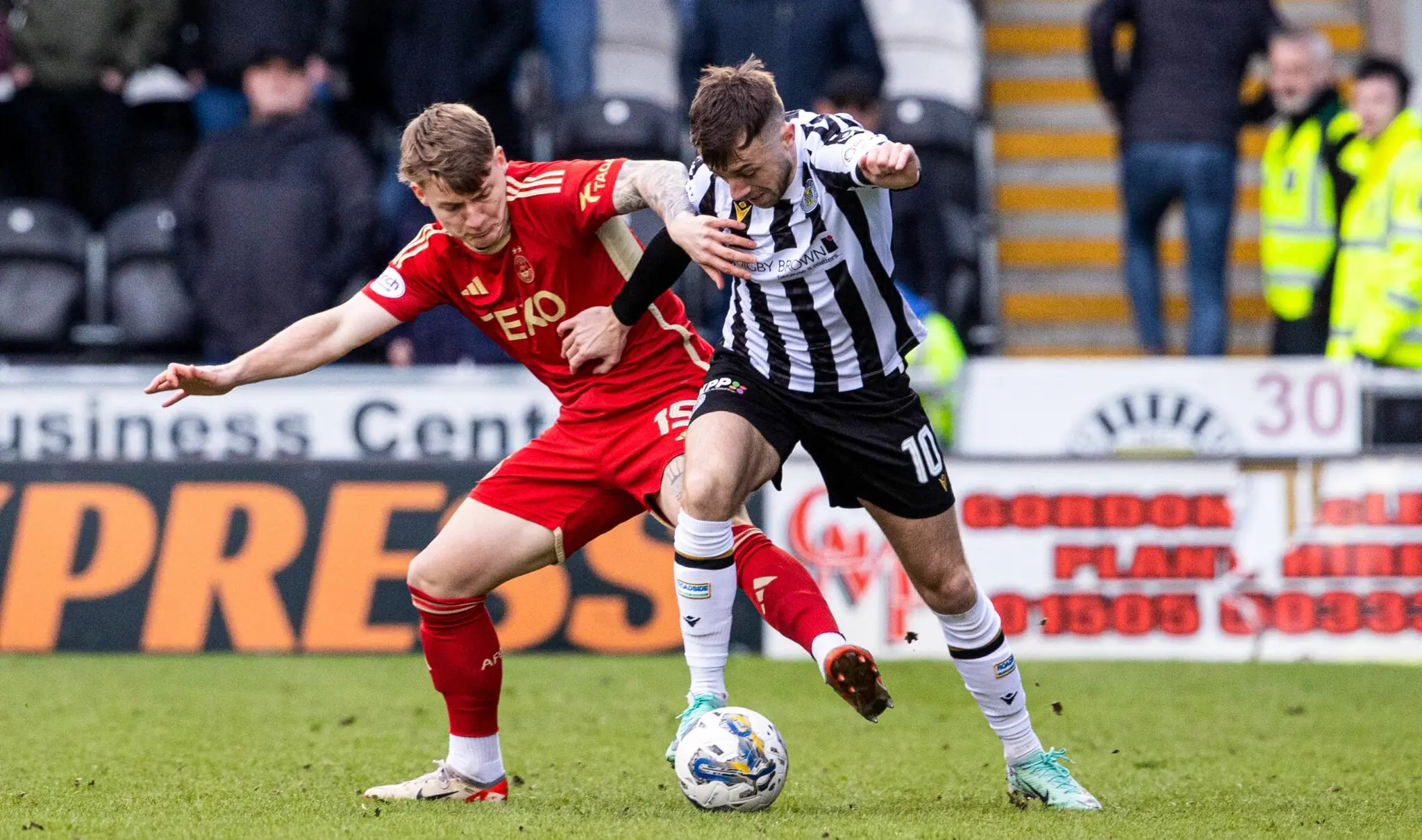 Dons Dealt With Double Late Blow in Paisley image