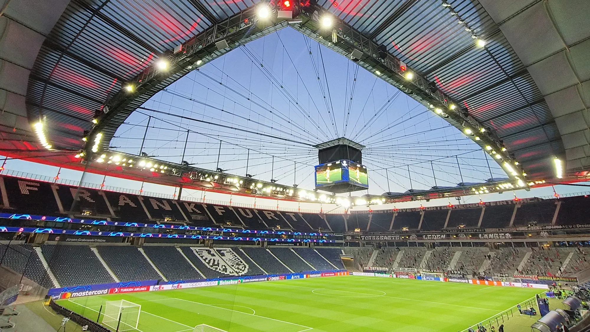 Important Supporter Information | Eintracht Frankfurt image