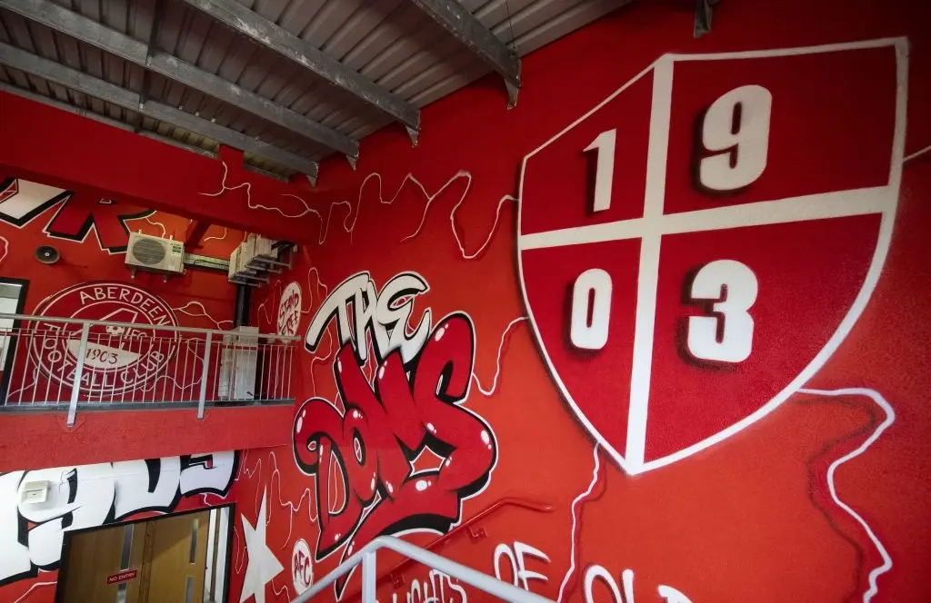 1903 the dons graffiti family stand rds