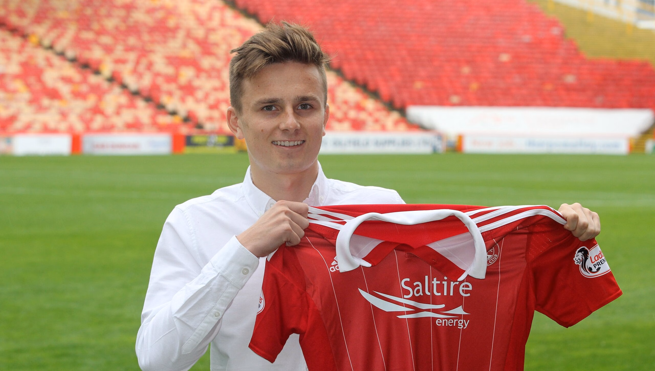 Chris Antoniazzi joins Aberdeen