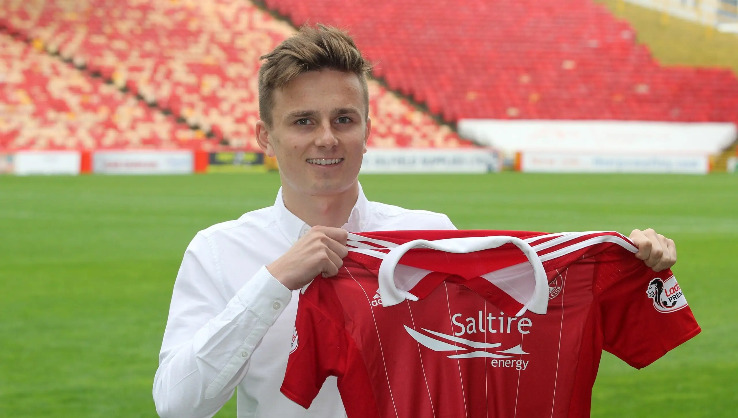 Chris Antoniazzi joins Aberdeen