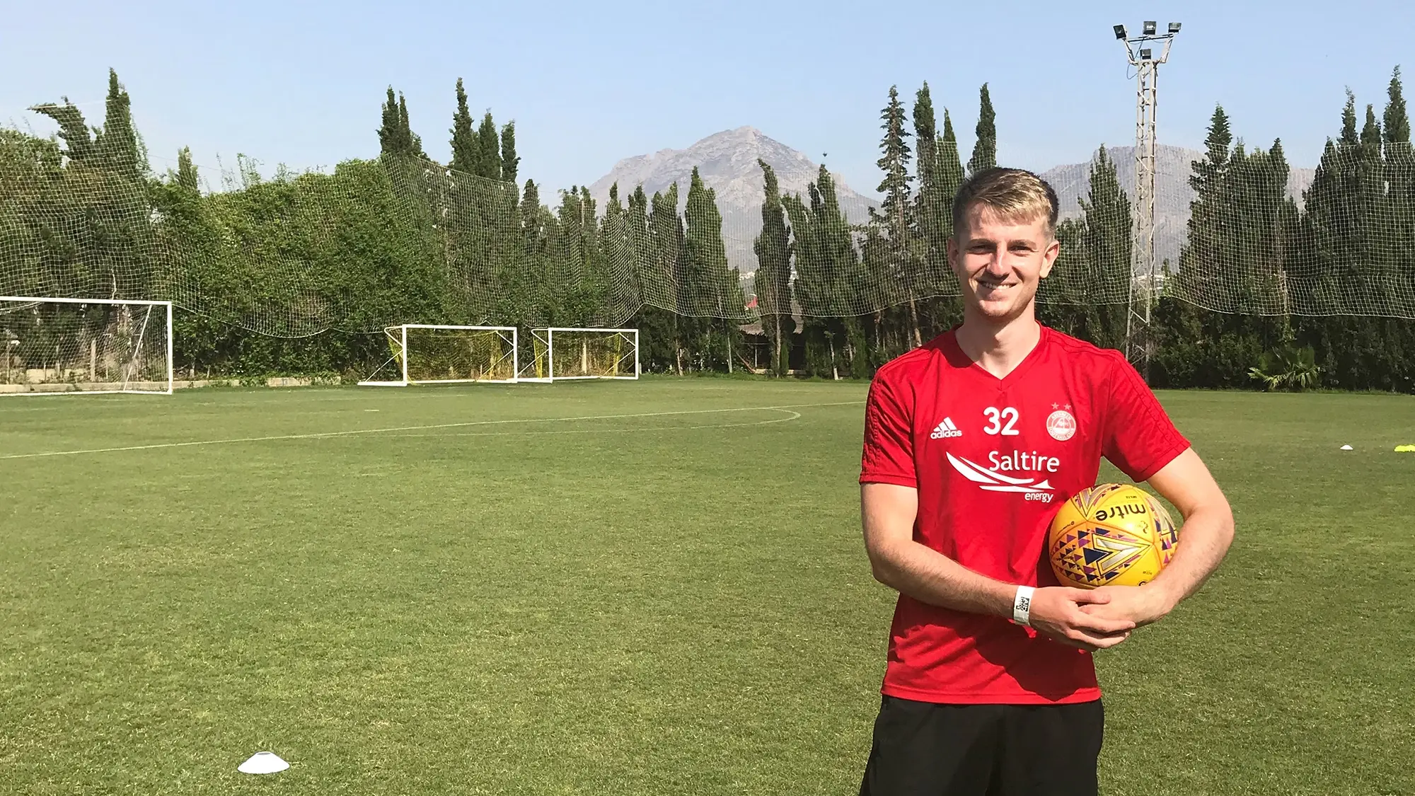 Young Dons in Spain | Sam Roscoe Feature