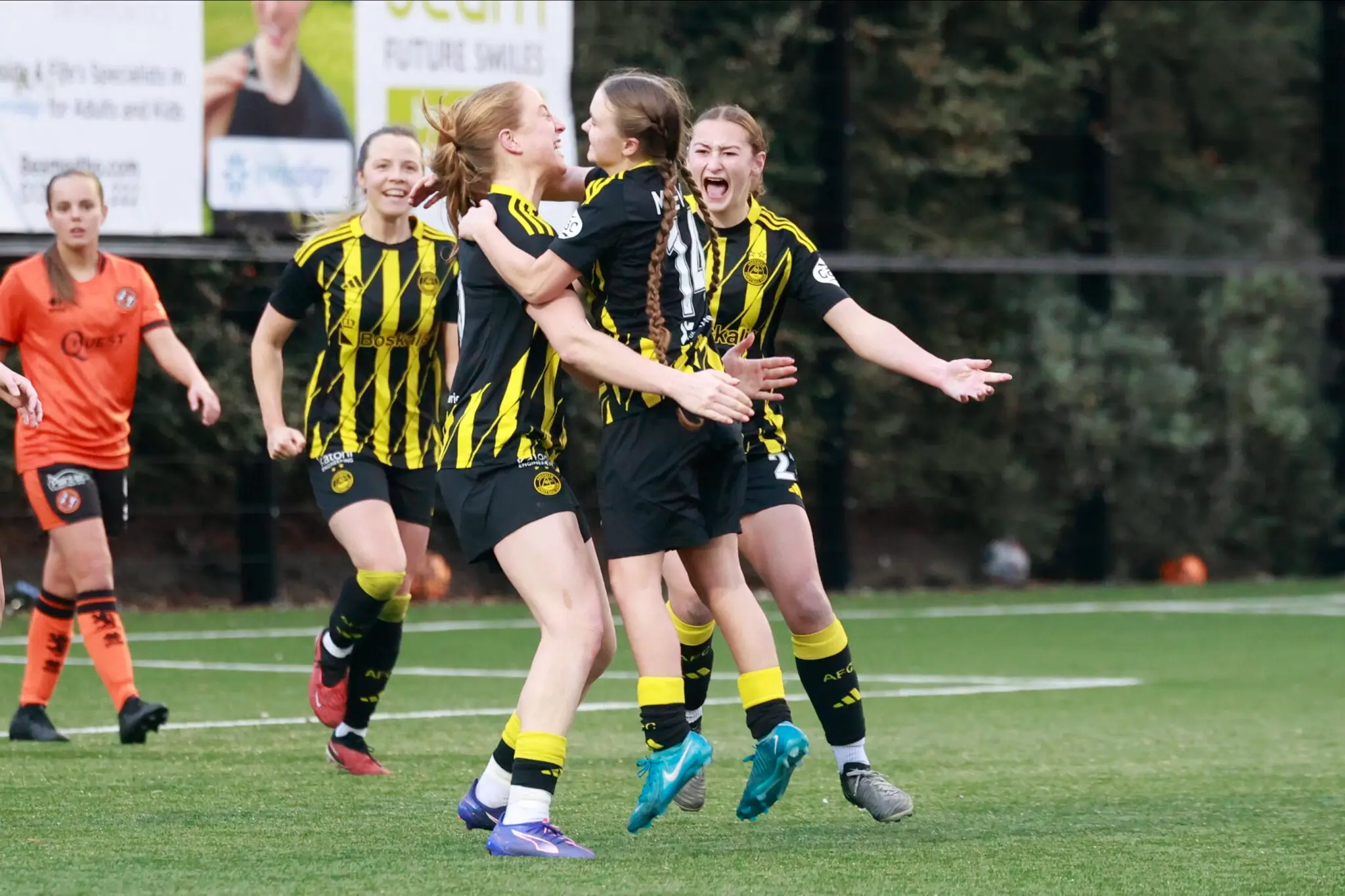 Dons rally to down United in Dundee image
