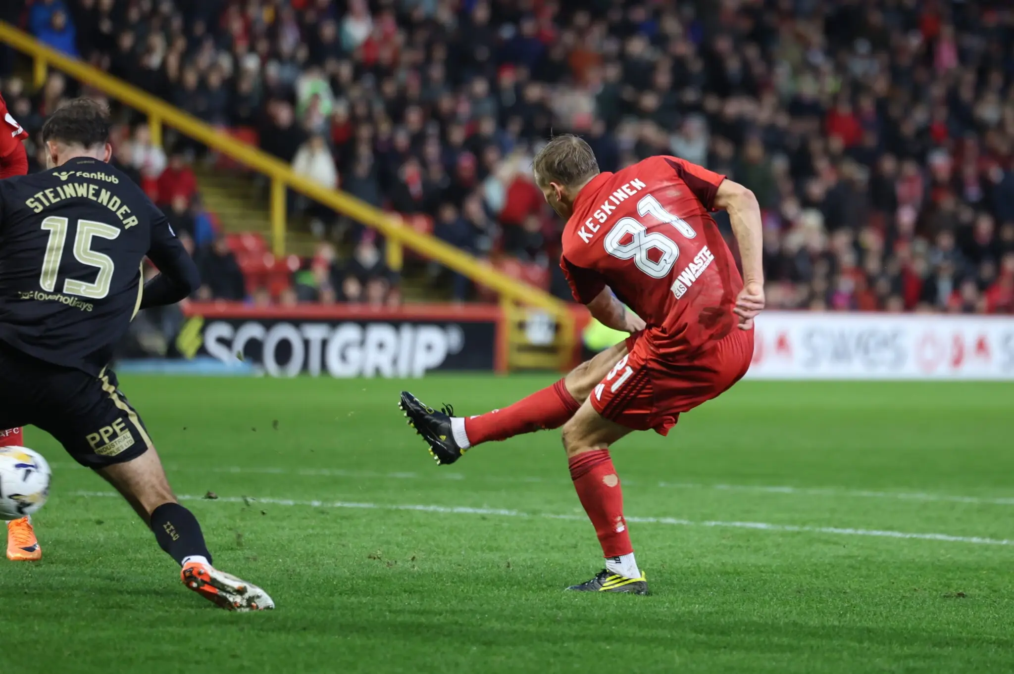 Dons End Hearts' Unbeaten Record with brilliant Pittodrie win image
