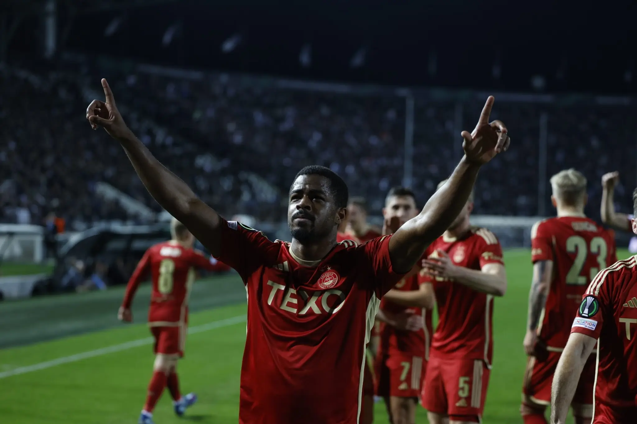 Dons Prove A Point In Greece image