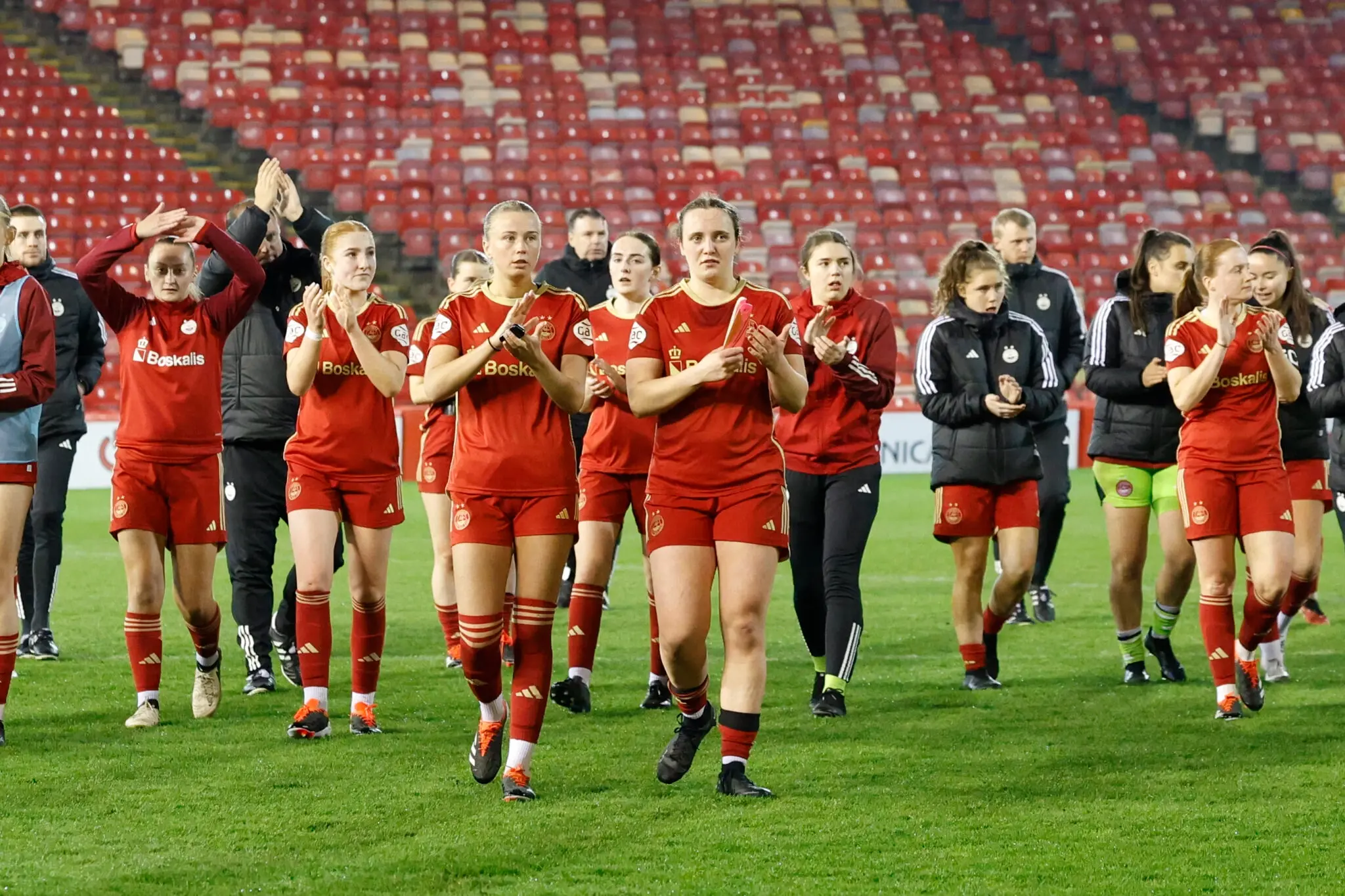 Aberdeen and Montrose entertain at Pittodrie image