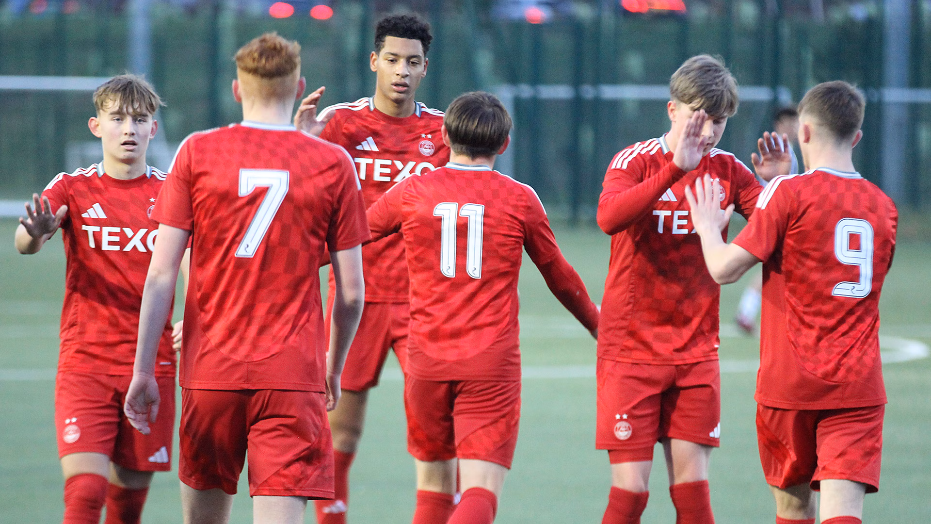 Young dons hit five past Killie image