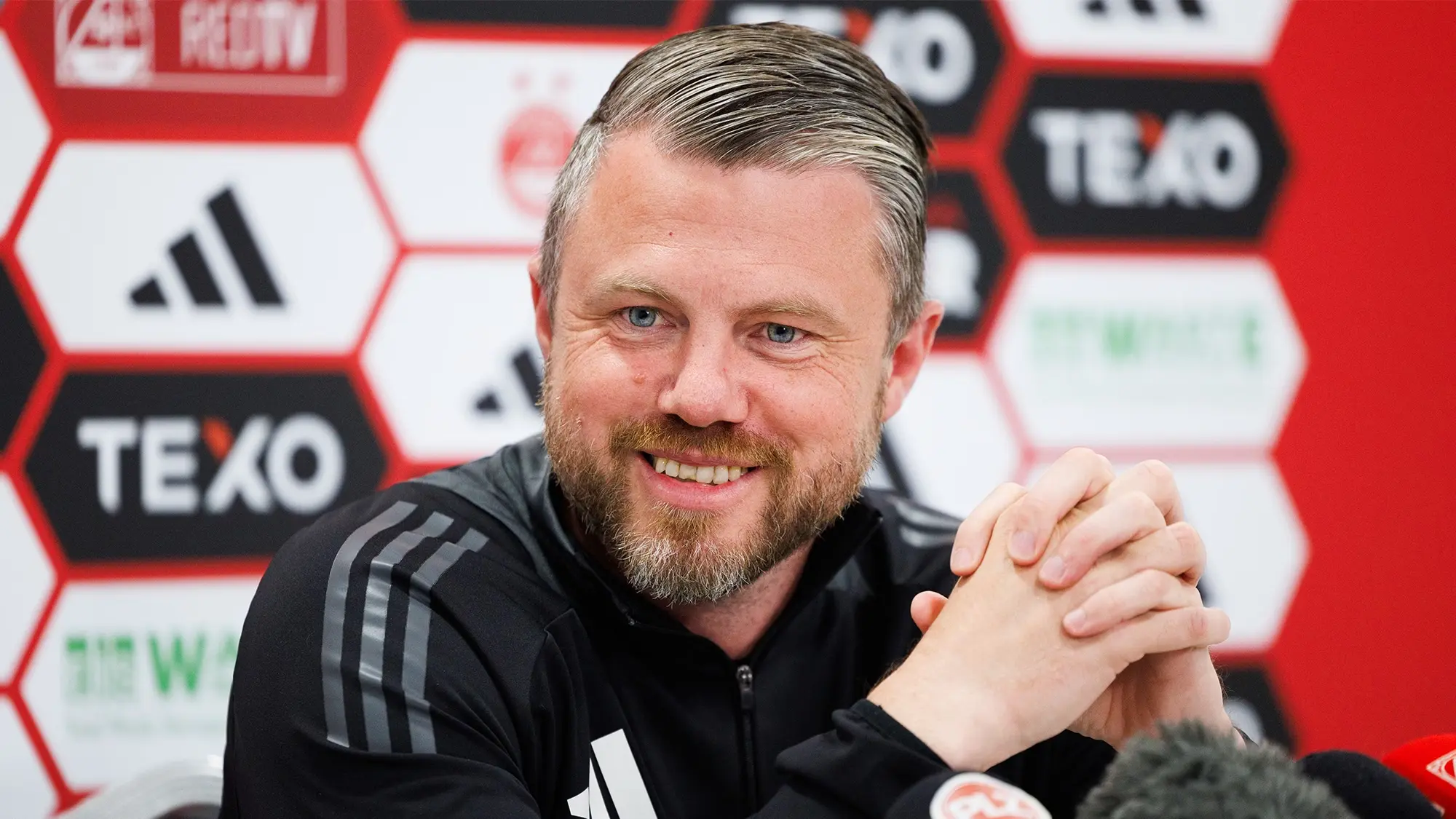 The manager previews our trip to Dundee image