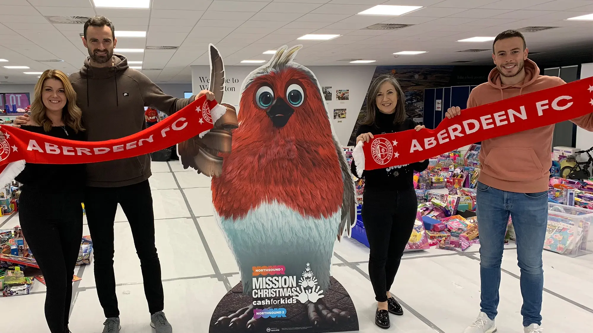 FOOTBALL FANS TO BRING JOY OF CHRISTMAS TO NORTH-EAST YOUNGSTERS