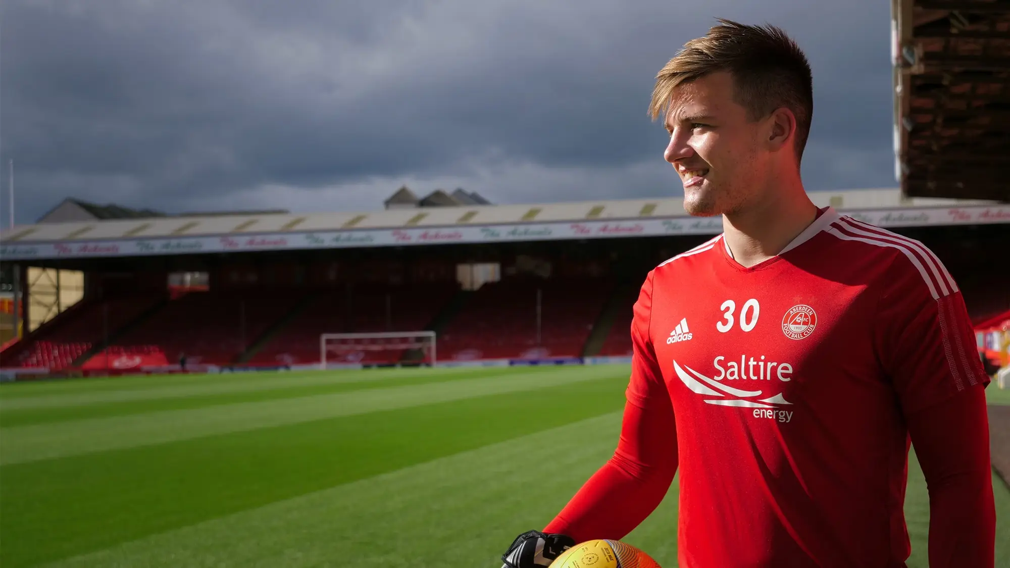 Development Dons | Tom Ritchie Feature