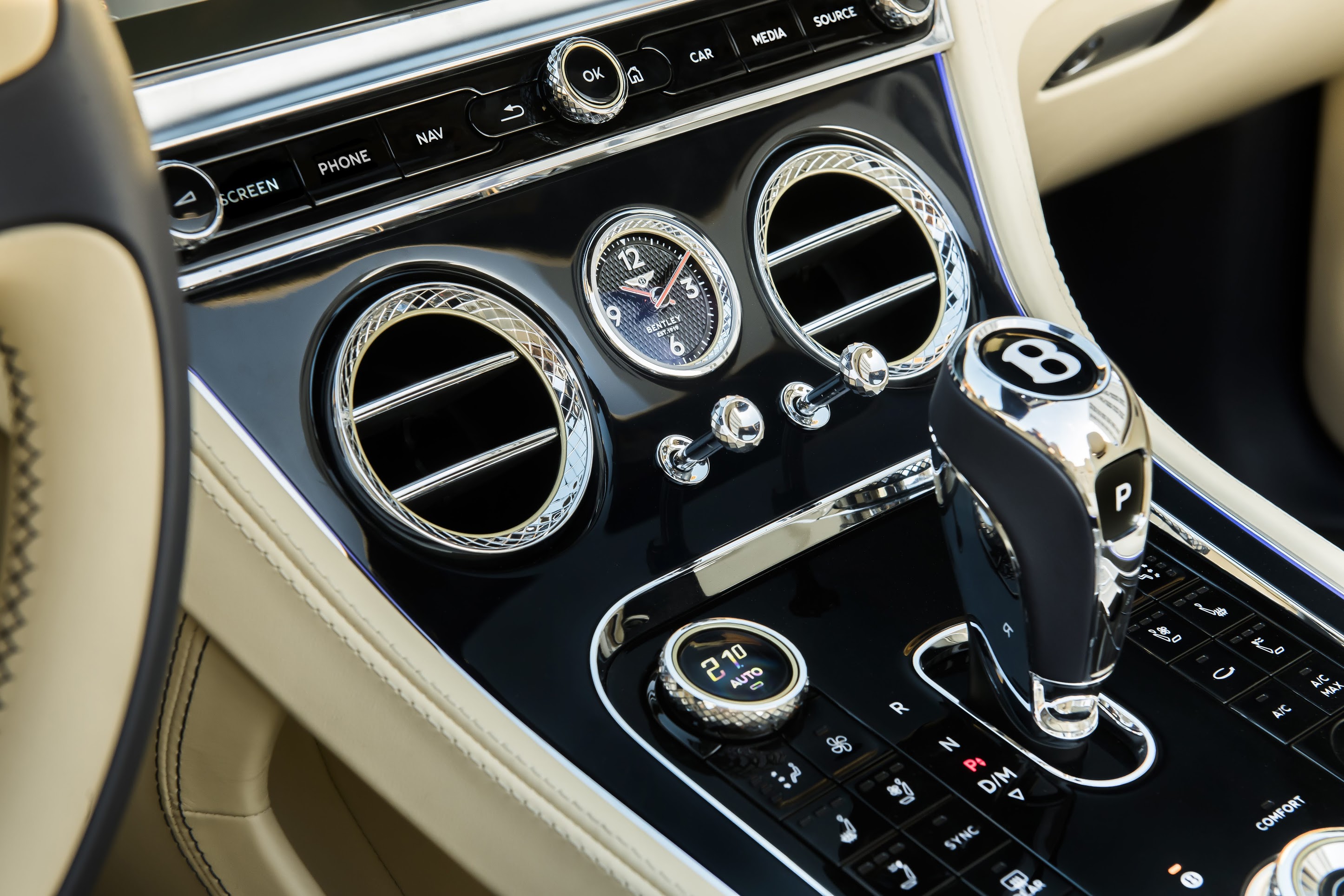 Bentley Continental GT Convertible V8 Interior 