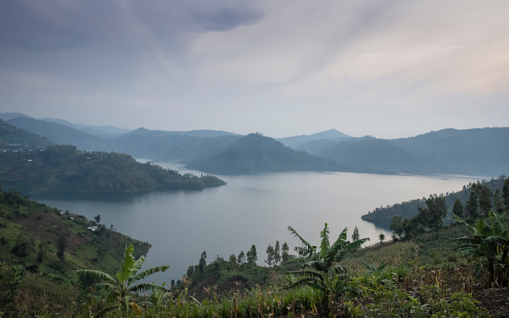 Grumeti Air's Rwanda-Tanzania route allows guests to experience the best of both the Serengeti and Singita Volcanoes National Park in one easy trip