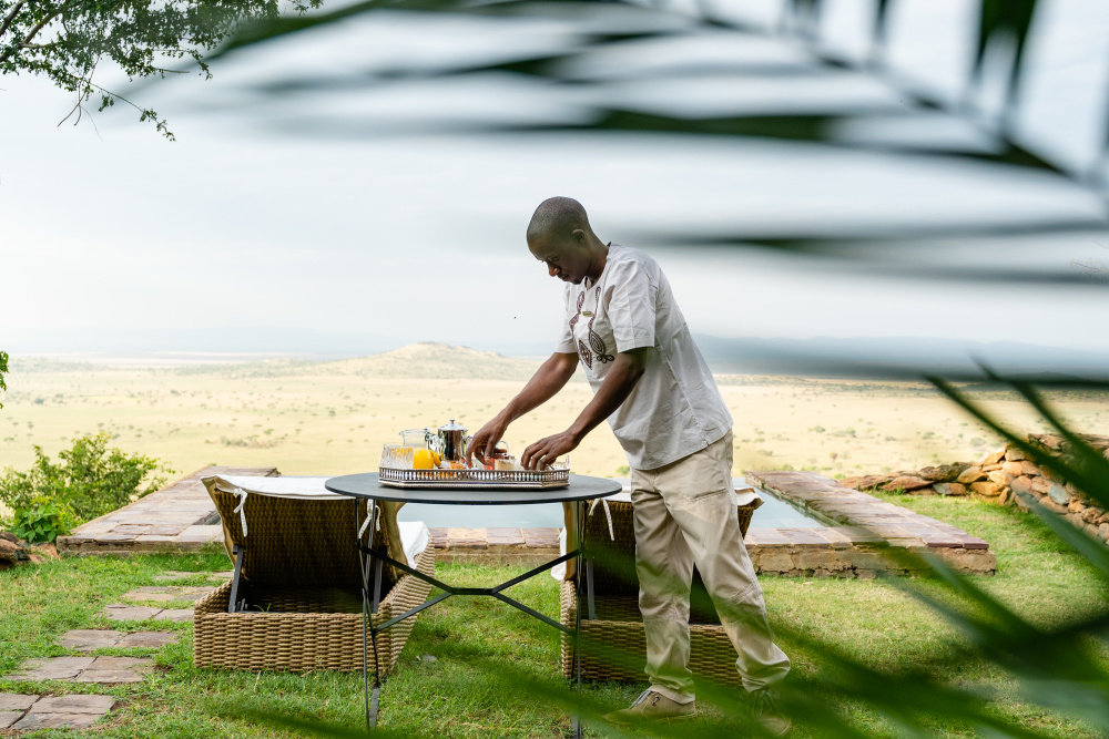 Gracious hospitality, an unparalleled setting and 21st-century travel standards come together harmoniously at Singita Sasakwa   