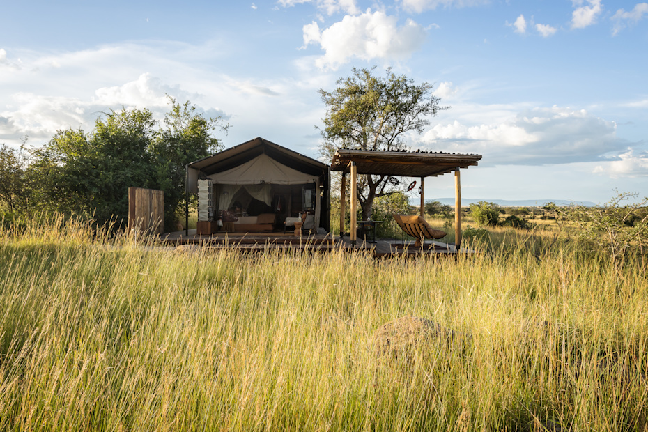 Mara River Tent Exterior