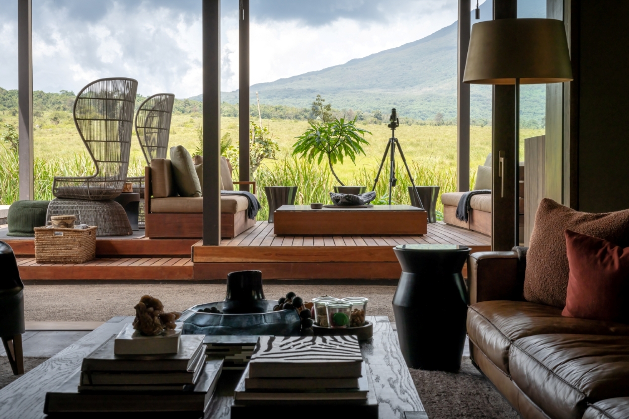 main lounge at kataza house