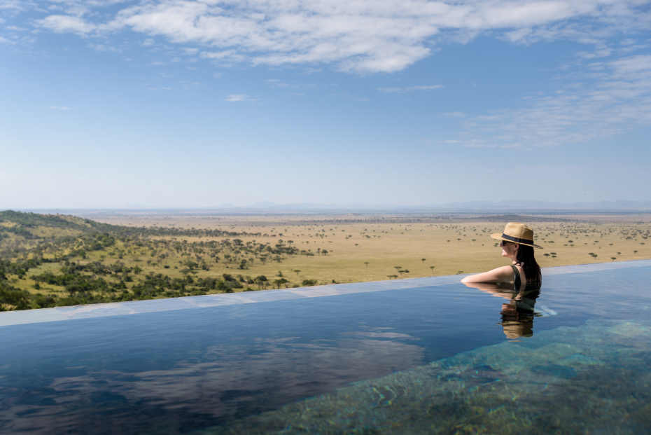 luxury safari lodge tanzania