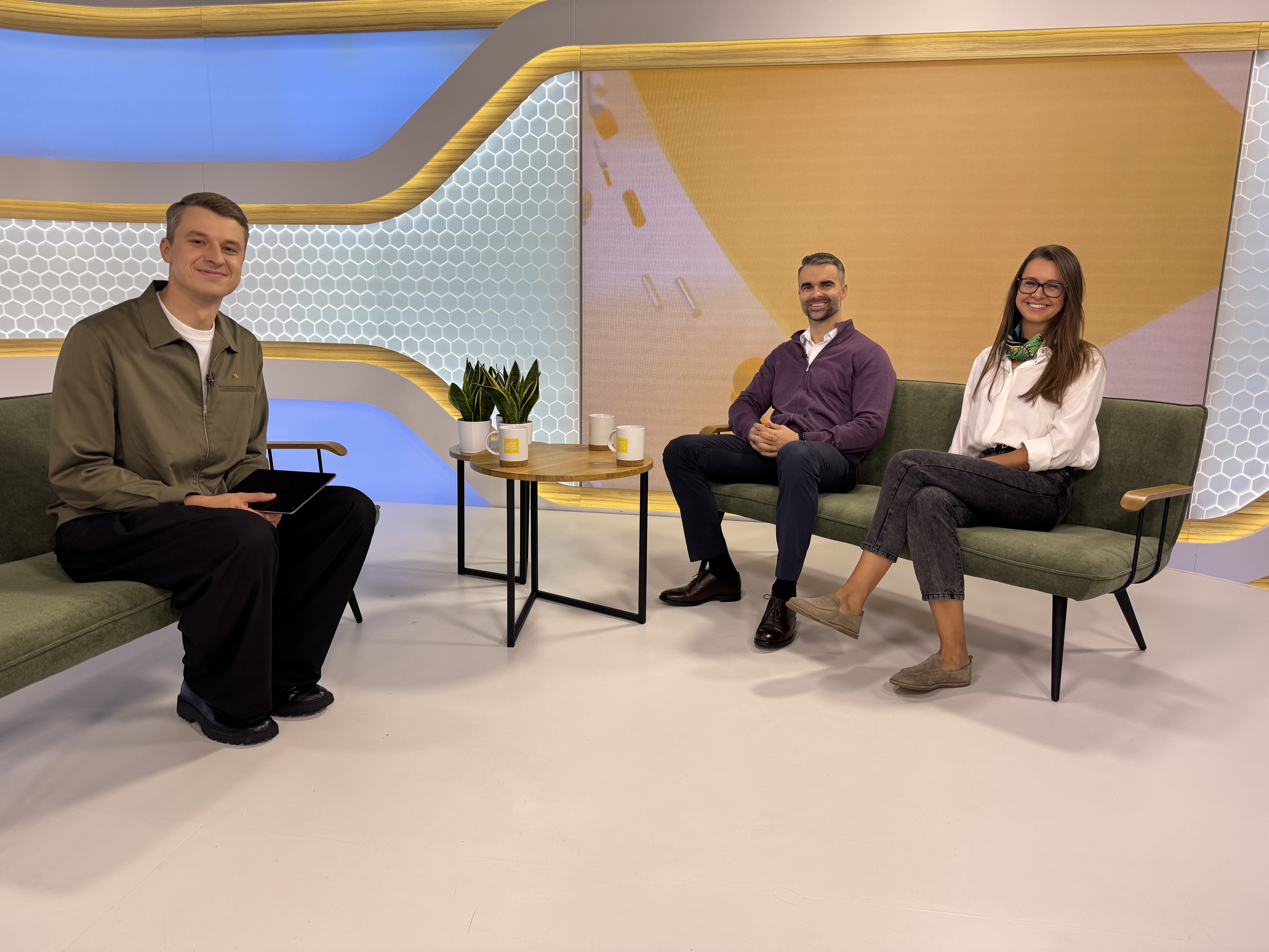 Devbridge Foundation to Expand Access to Knowledge in Lithuania’s Regions Through AI-Powered Education Initiative
