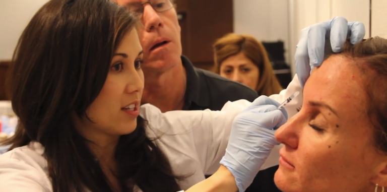 Dental professionals share their experiences at AAFE