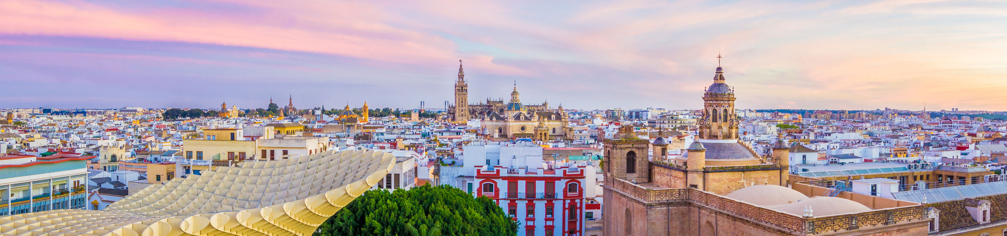 Skyline von Sevilla in Andalusien