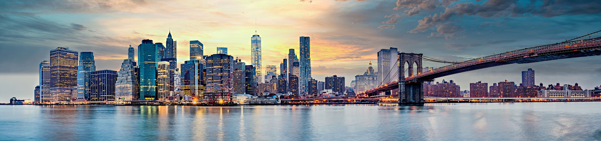 Manhattan Skyline und Brooklyn Bridge
