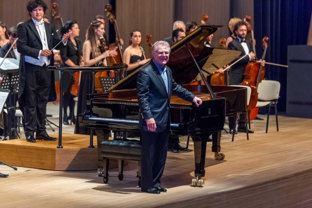 huseyin-sermet-tekfen-filarmoni