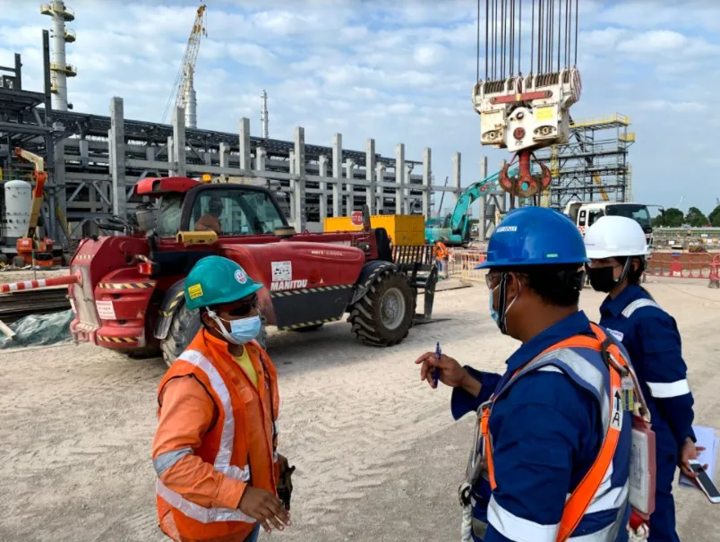 refinery workers in singapore