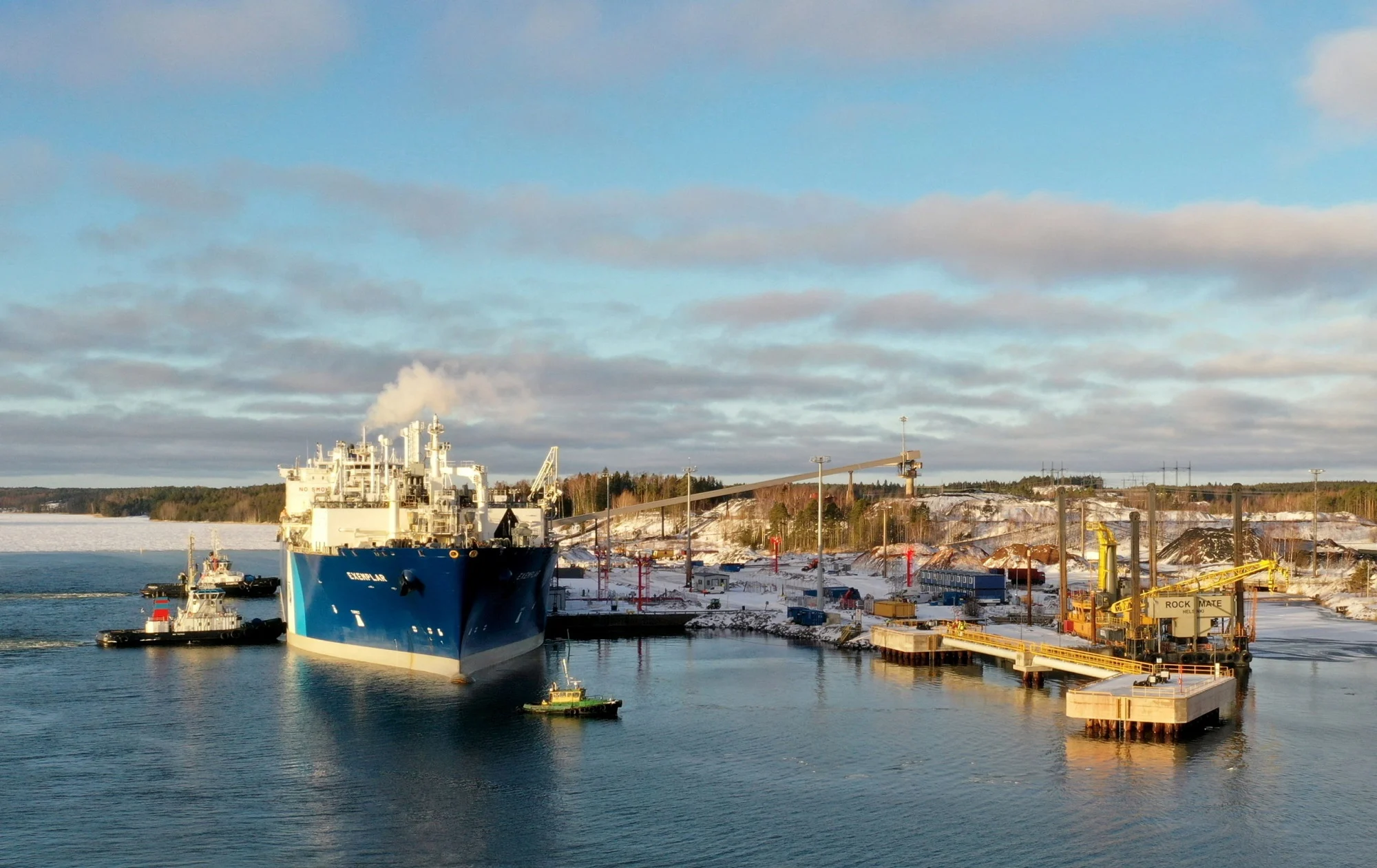 LNG floating terminal vessel Exemplar arrived in Inkoo, Finland on 28 December 2022