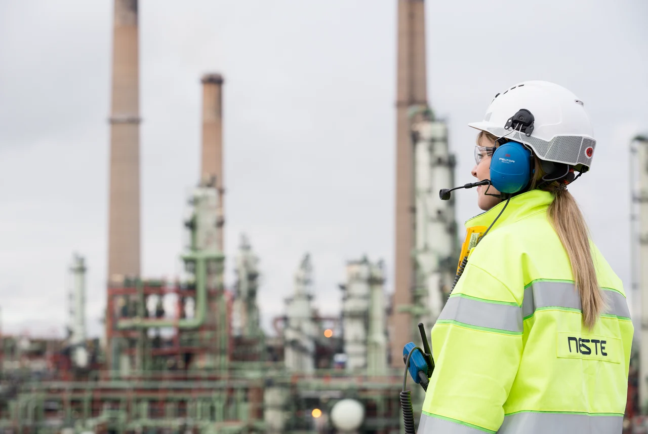 Neste Porvoo refinery worker