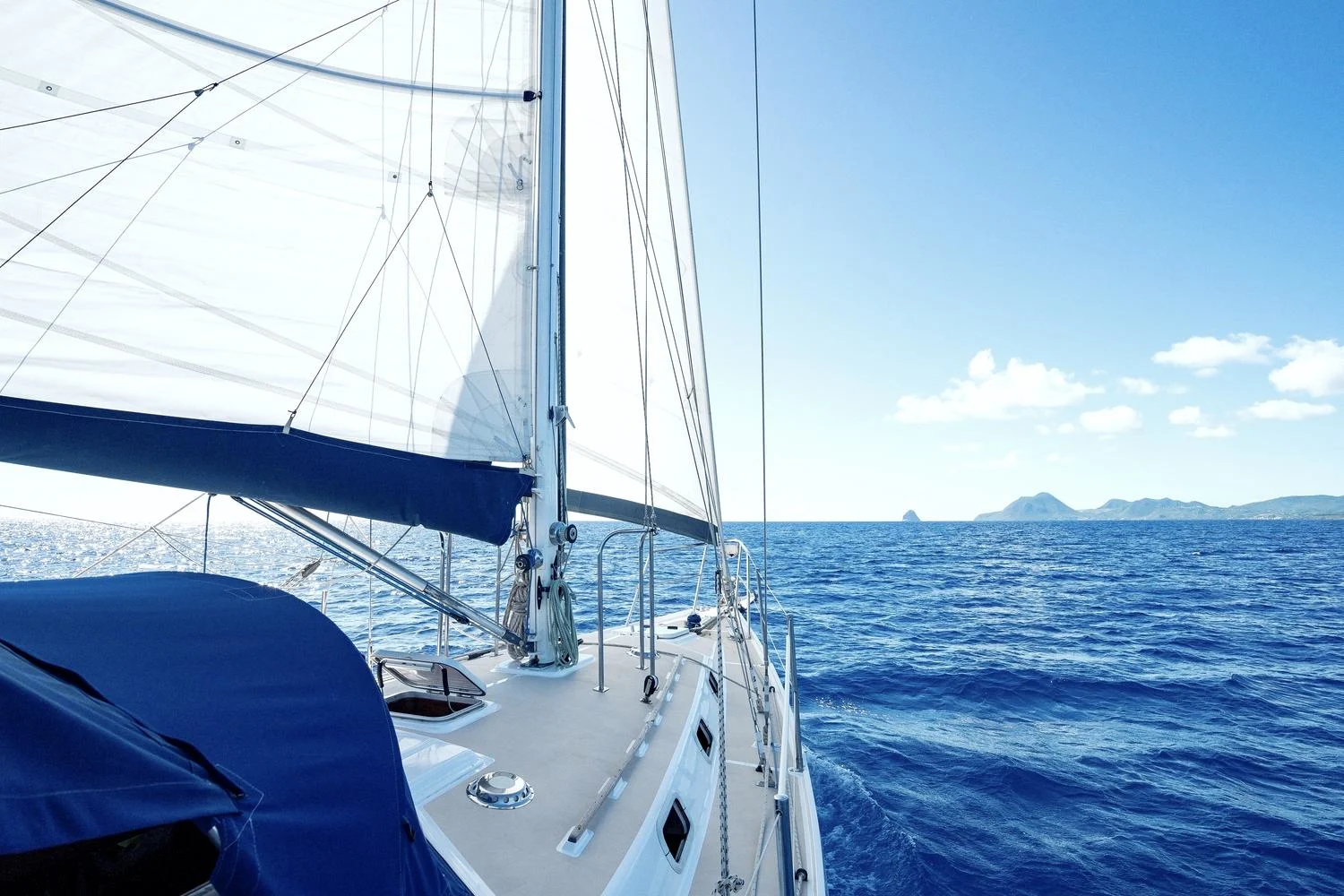 Sailingboats in the ocean