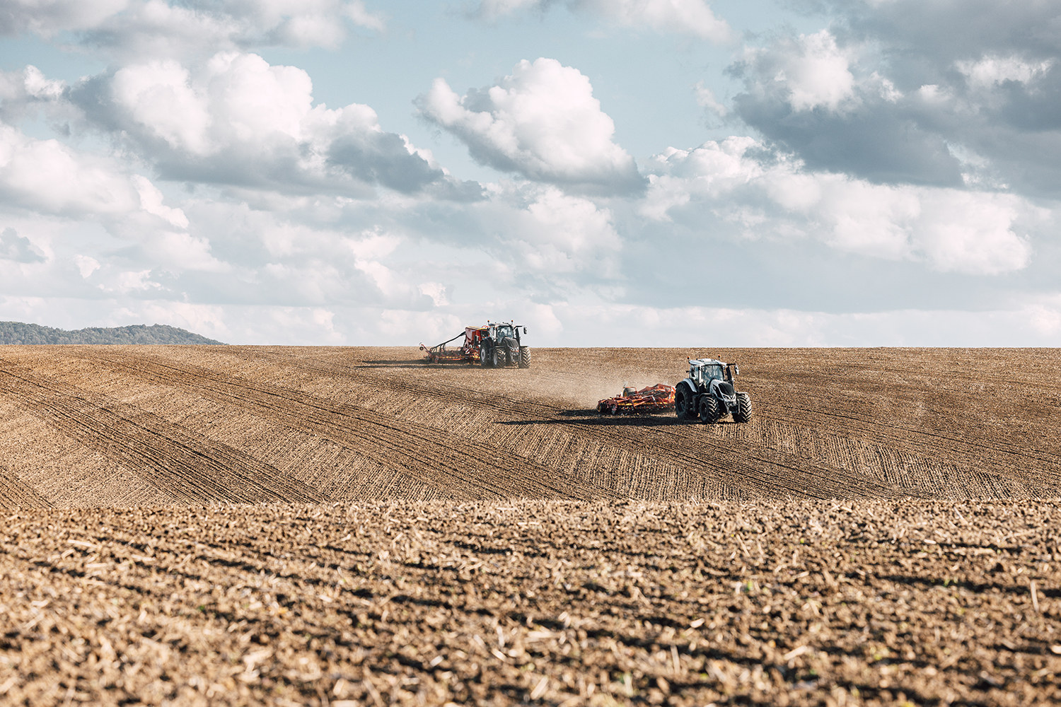 A partnership between Neste and Valtra supports farmers’ sustainability goals globally   