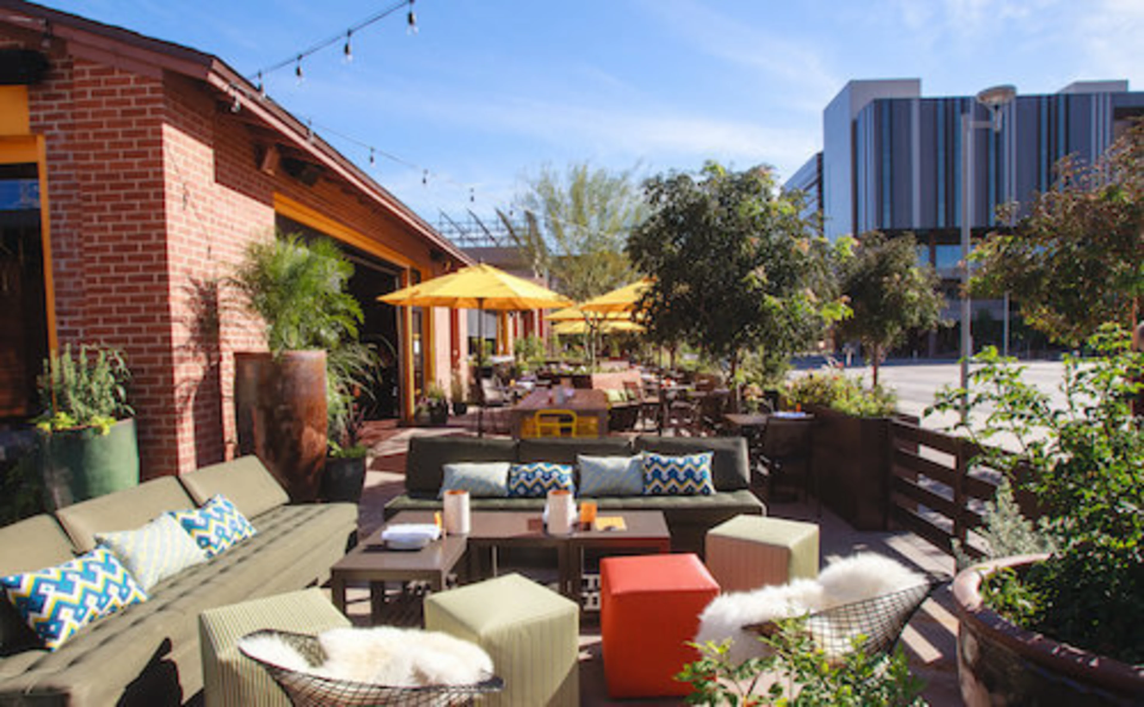 Annex outdoor lounge