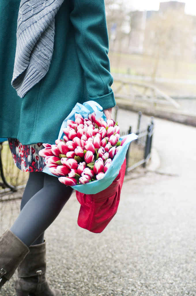 Ta med dig ett fång svenskodlade tulpaner hem på Tulpanens dag den 15 januari. Foto: Blomsterfrämjandet
