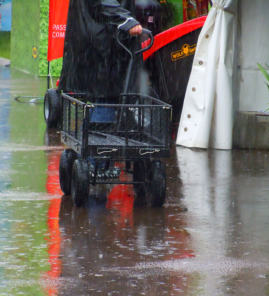 Praktisk skrinda och regnkläder var bra att ha
Foto: Sylvia Svensson