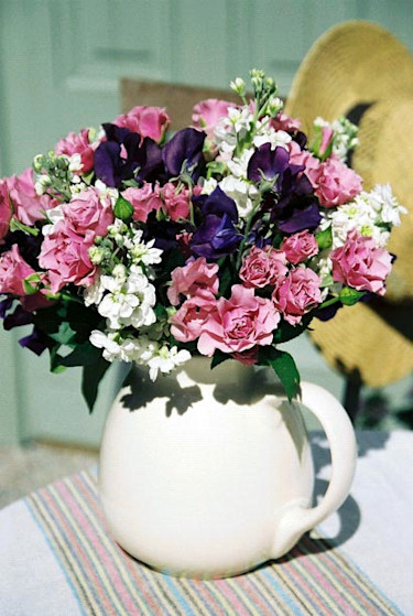 Examensbukett. Foto: Blomsterfrämjandet.