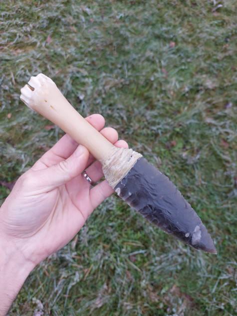 Pazourkový nůž – Dýka Jelení kost