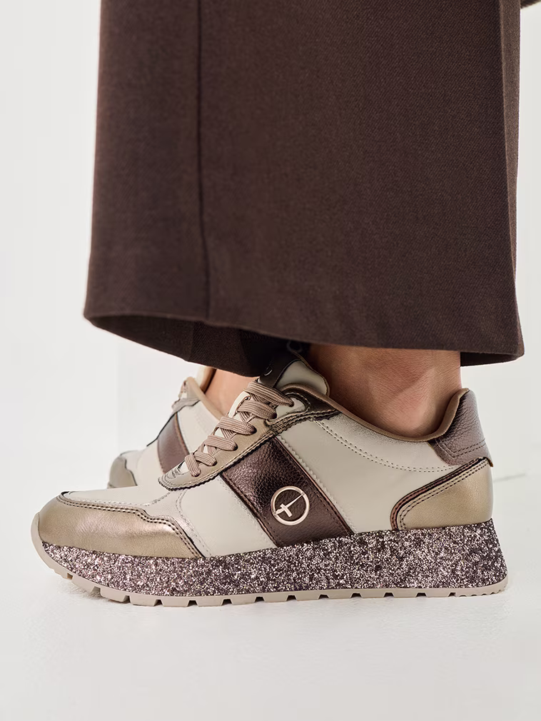 Glam Sneaker