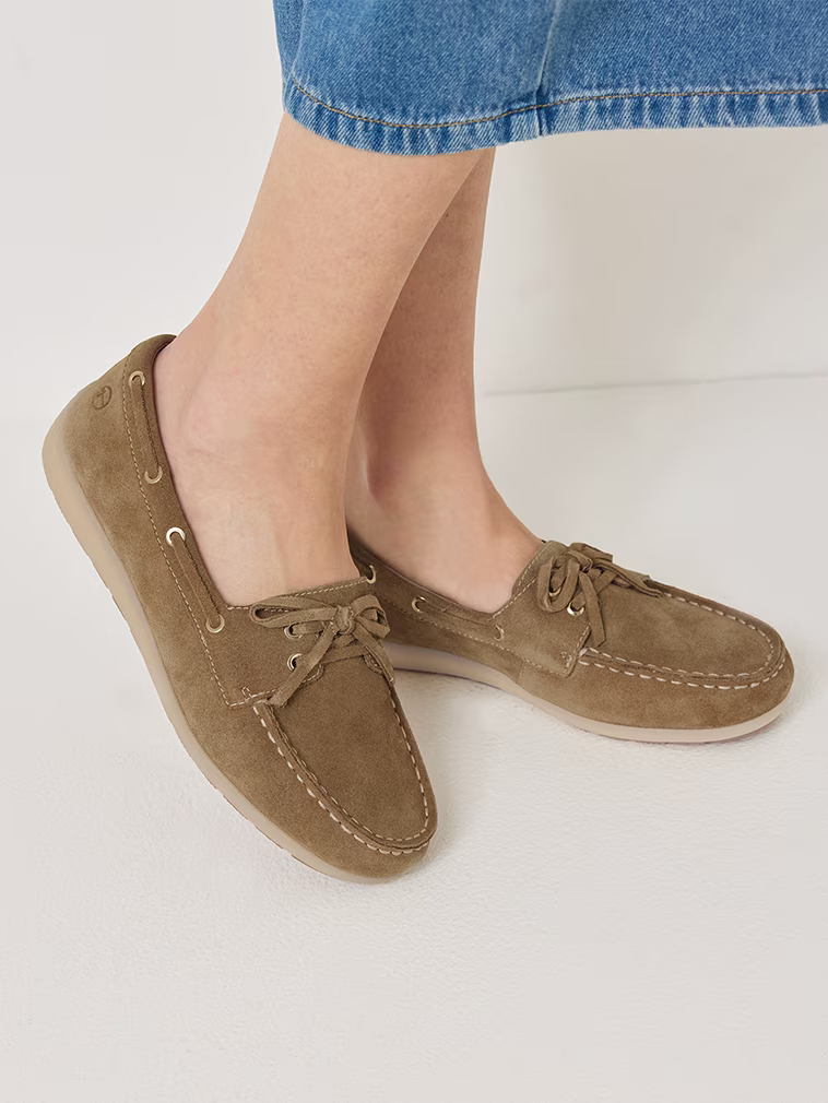 Wide low shoes & Slippers