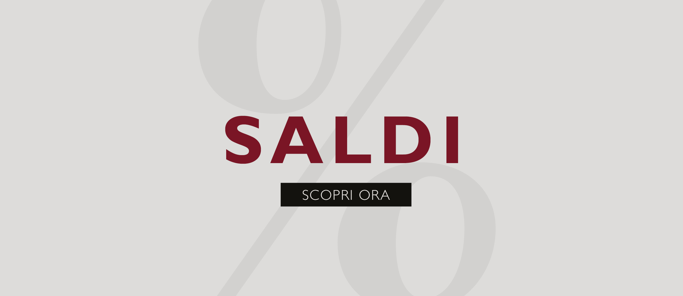 Banner pubblicitario con la scritta SALE in rosso scuro e un pulsante nero con la scritta Acquista ora su sfondo grigio chiaro.