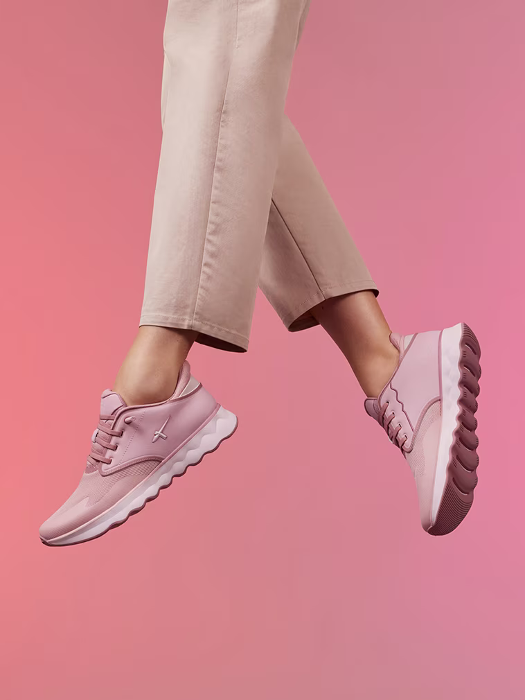 Light Sneakers