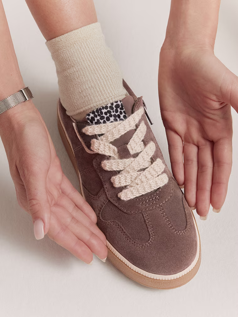WIDE FIT Sneakers