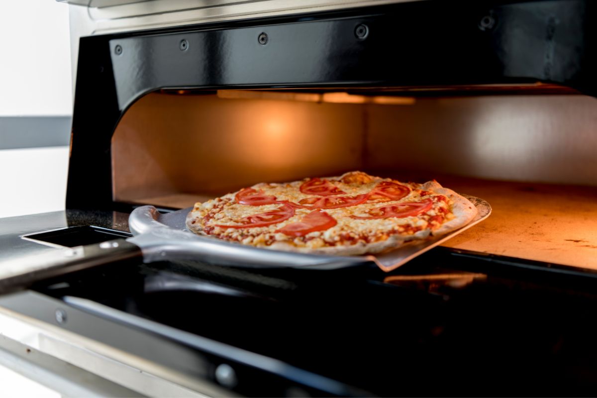 How Hot Is A Pizza Oven