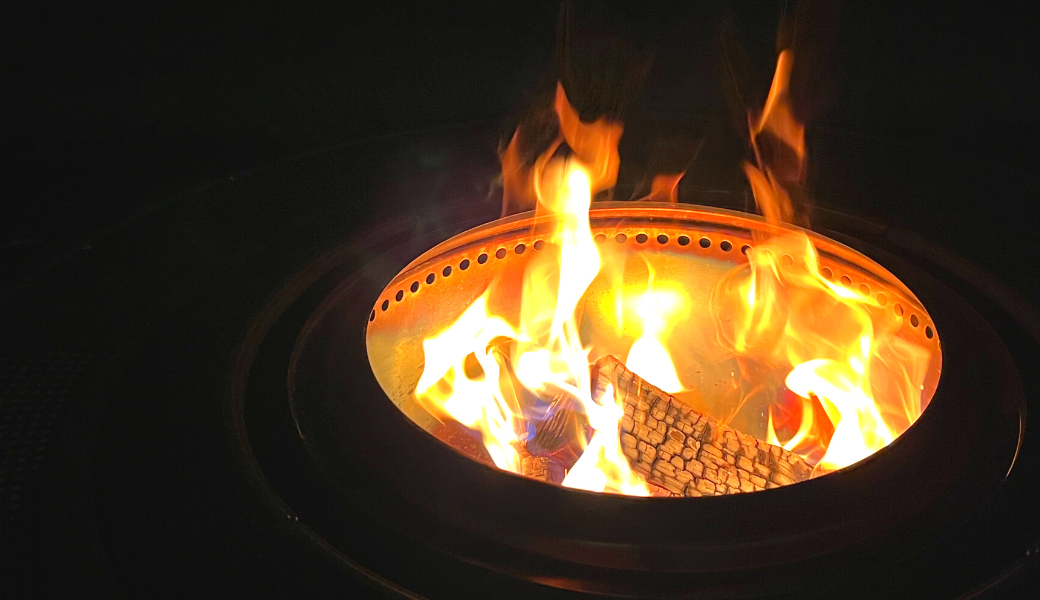 fire-burning-solo-stove-surround