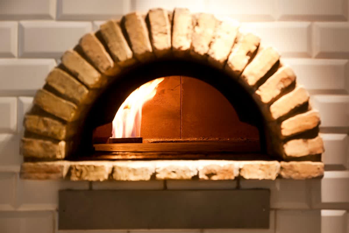 What Can You Cook In A Pizza Oven?