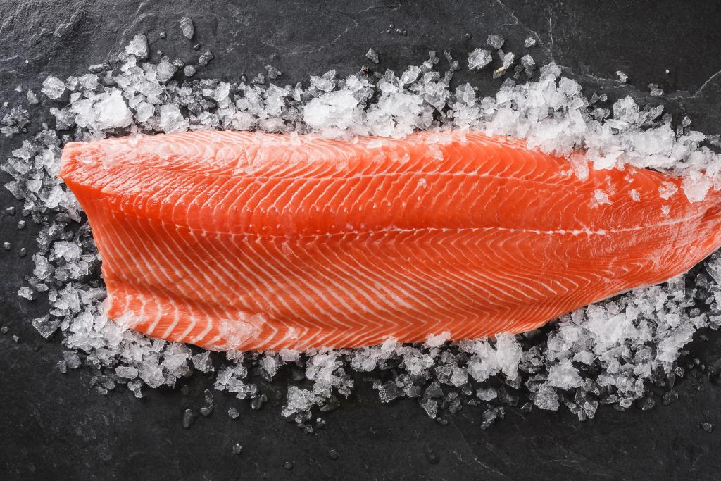 whole-raw-salmon