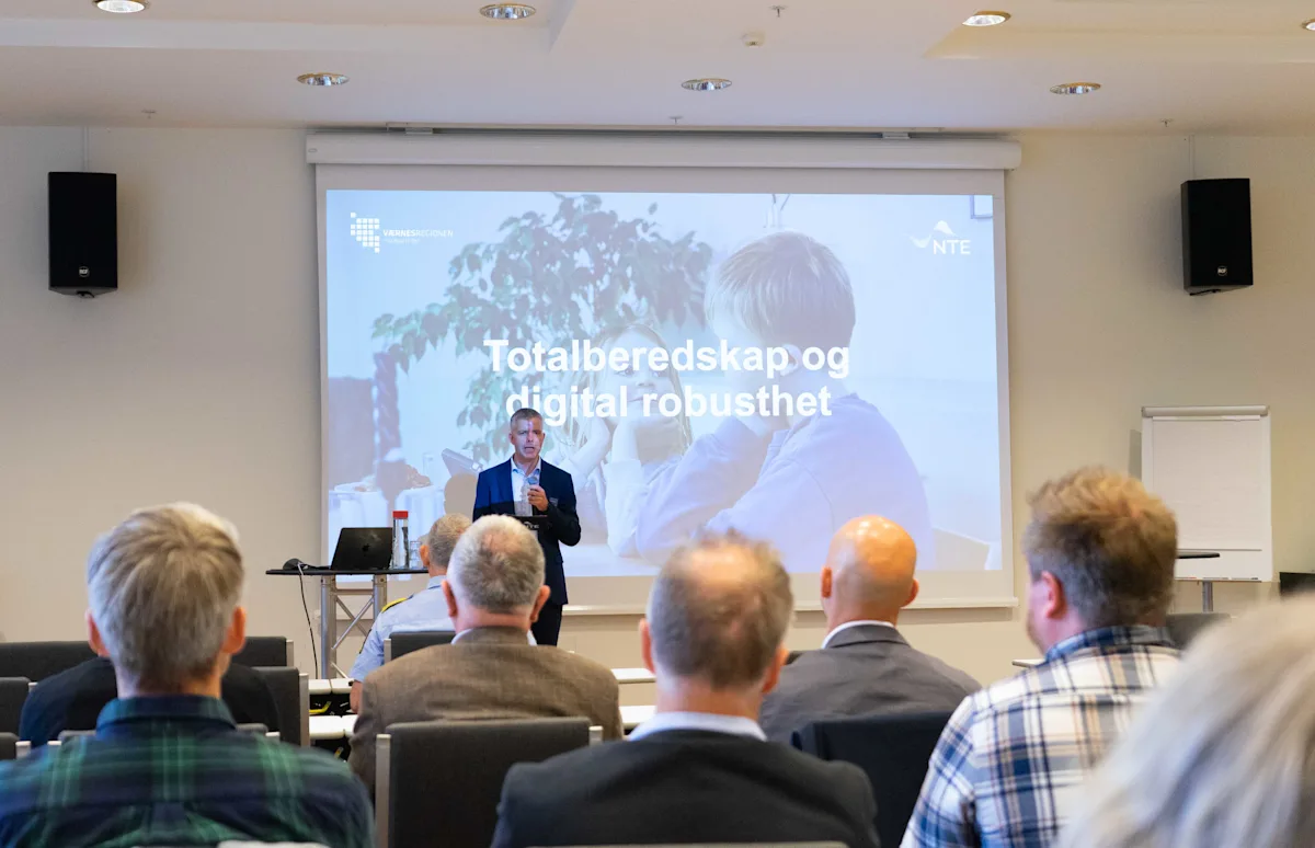 Odd-Eirik Grøttheim Direktør i NTE Telekom Odd-Eirik Grøttheim ønsker deltakerne på kommunekonferansen 2026 velkommen.