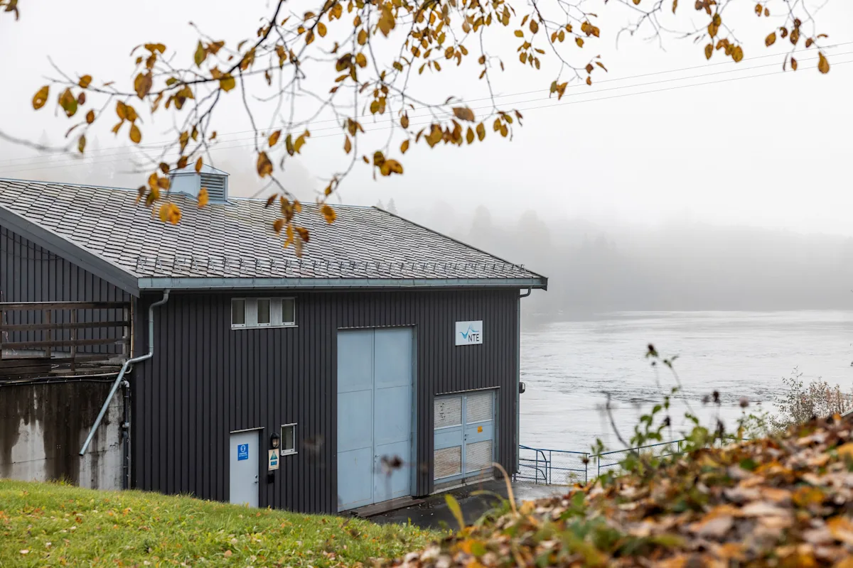 Sundfossen kraftstasjon kraftstasjon fra utsiden Sundfossen kraftstasjon kraftstasjon fra utsiden