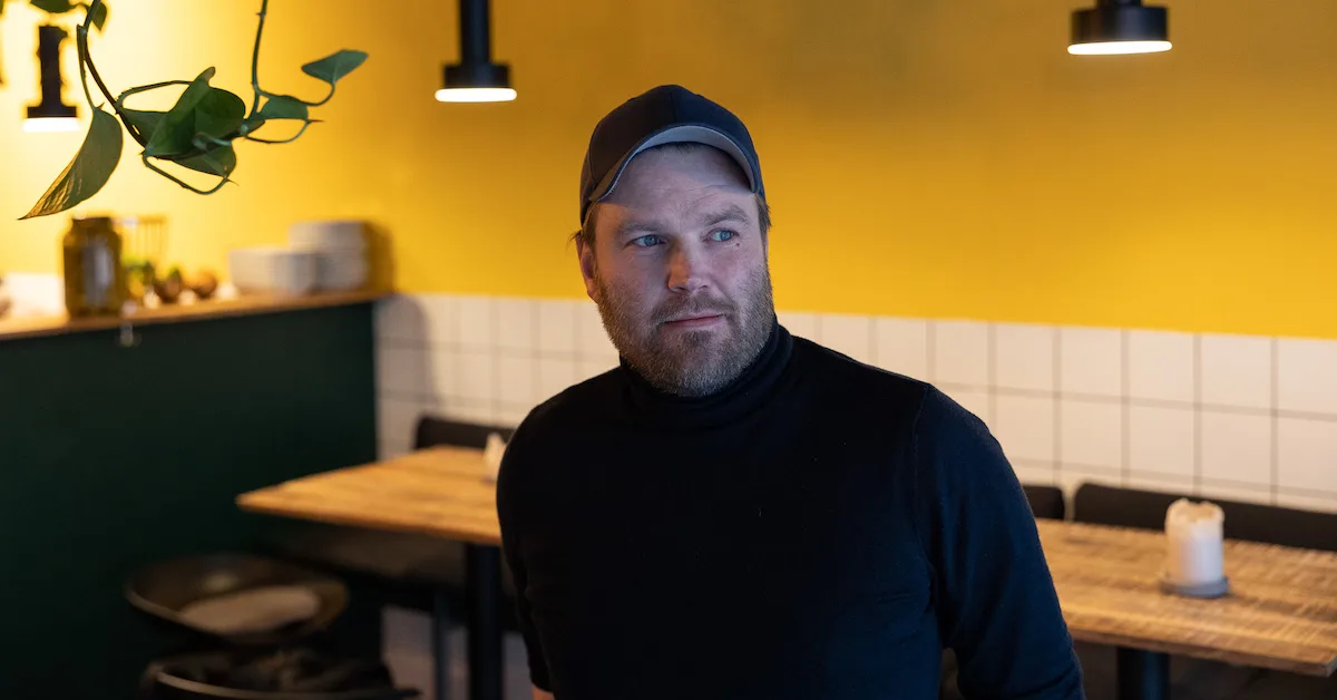 Lornts Øystein Tønne Mann med caps