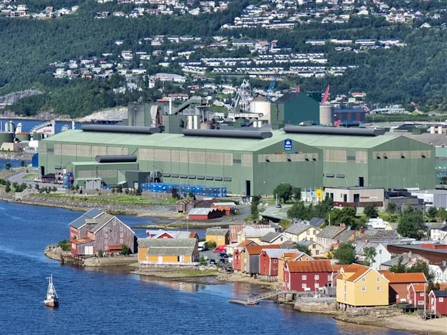 Foto-Alcoa Norway AS Foto-Alcoa Norway AS