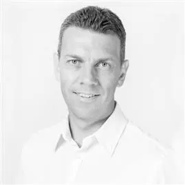 stian brekkvassmo Smilende mann
