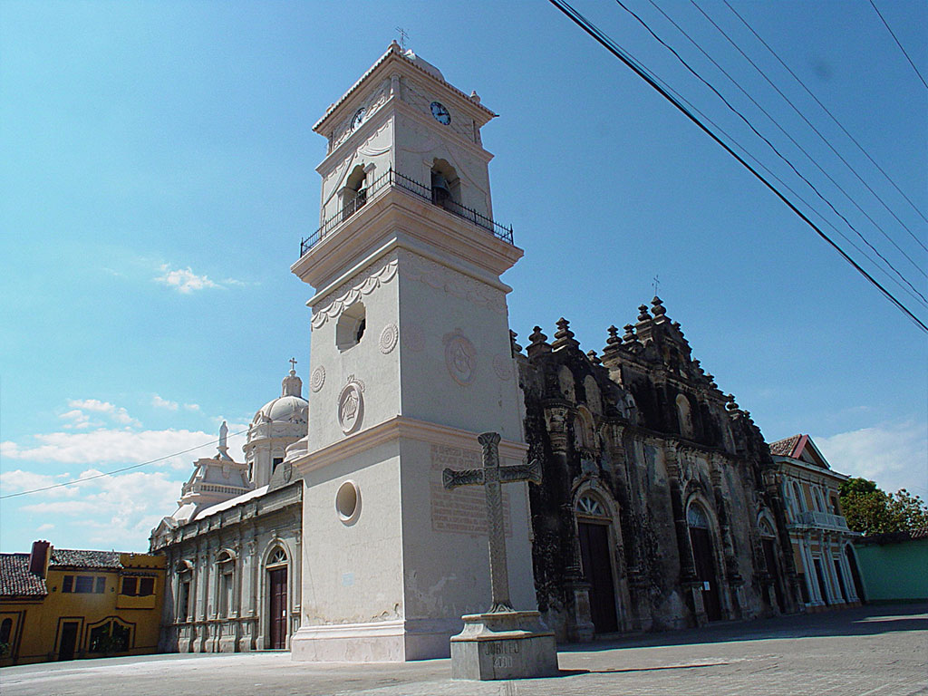 Granada, Ciudad Colonial Más Antigua De Latinoamerica | Nicaragua's ...